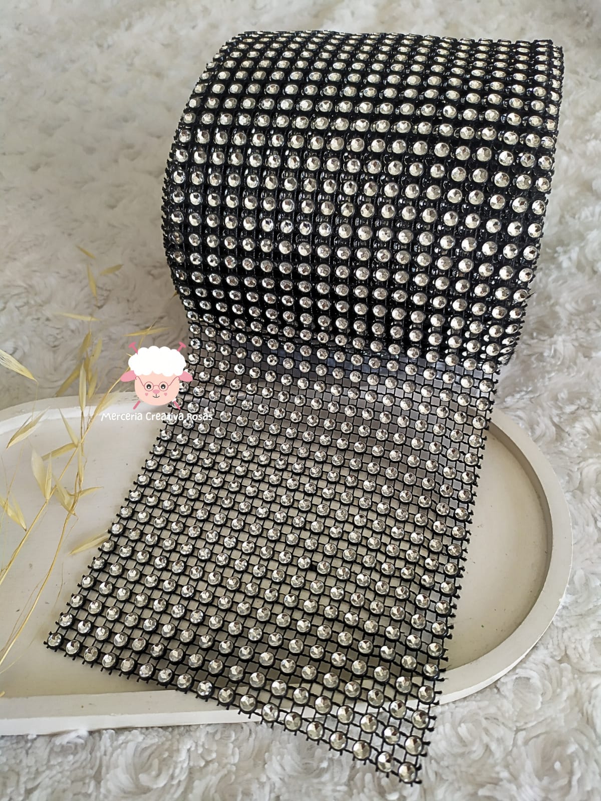 Falso Strass Plateado Base Negra 18 Lineas